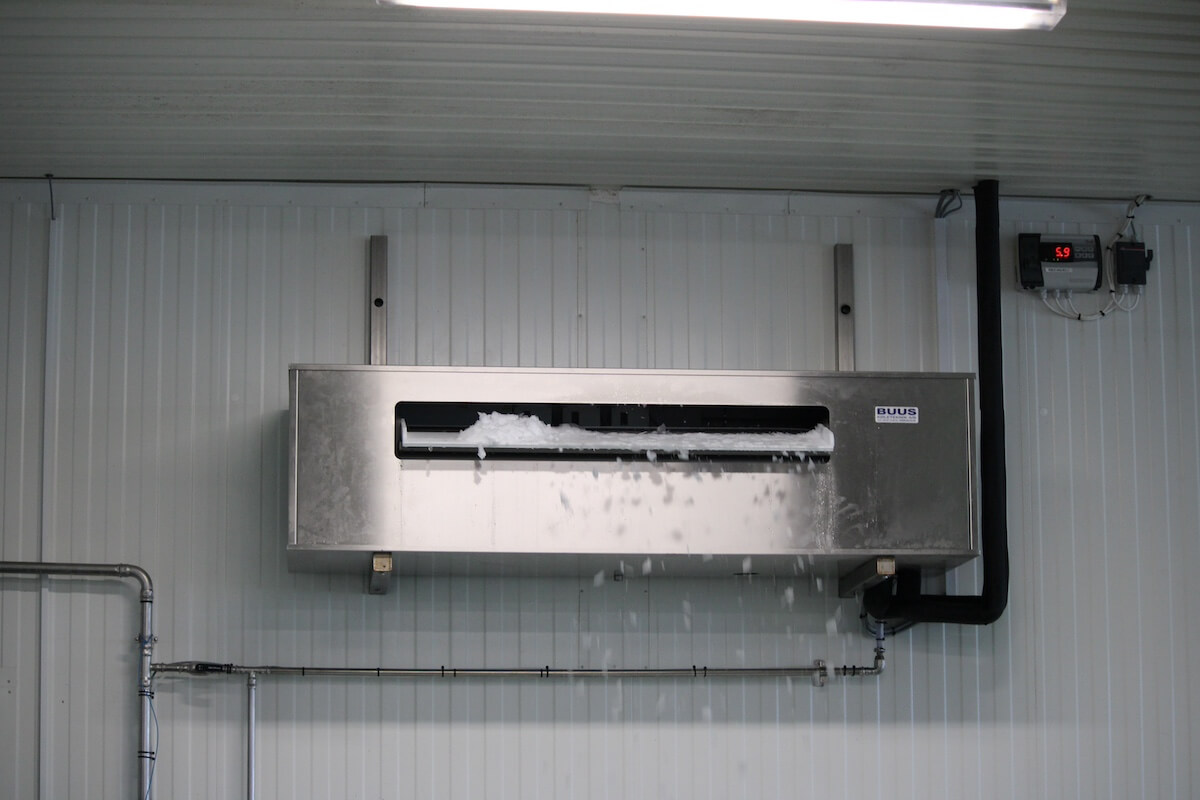 Nordk&oslash;l ismaskine i gang p&aring; v&aelig;g